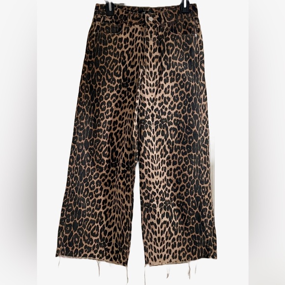 Zara Pants - Zara Leopard Print Wide Leg Jeans